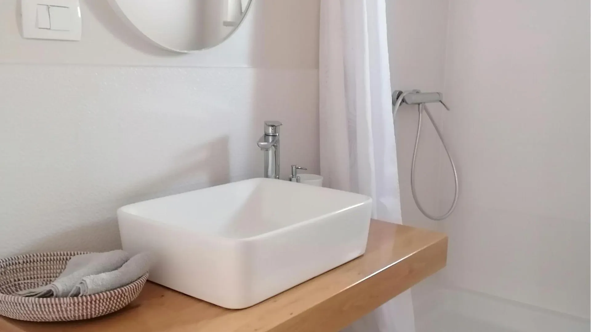1 Bedroom Amazing Apartment In Porec
